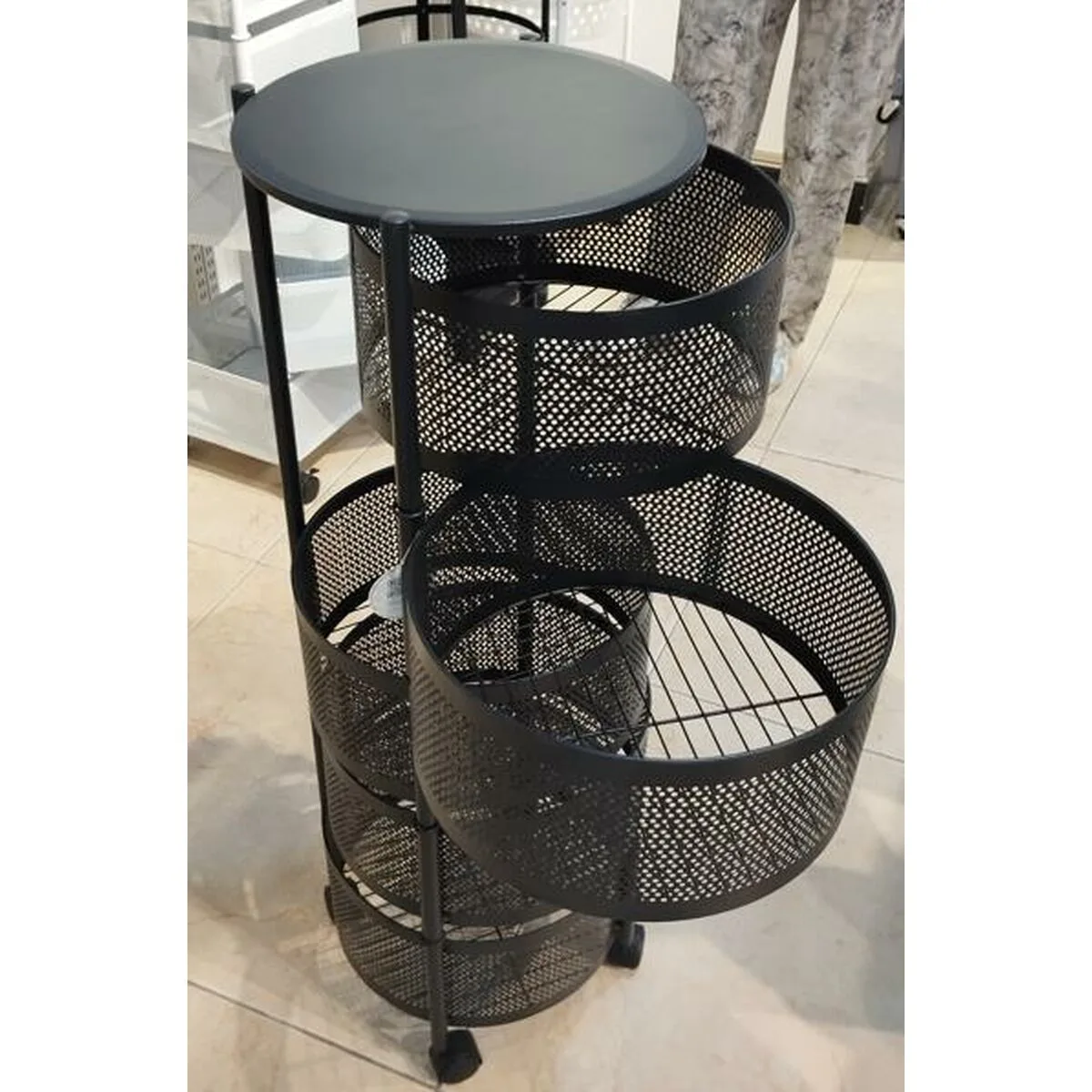Table d appoint home esprit noir s306148685. Diaytar, c'est le grand ménage de printemps dans vos habitudes shopping : on garde l'essentiel, on jette le superflu.
