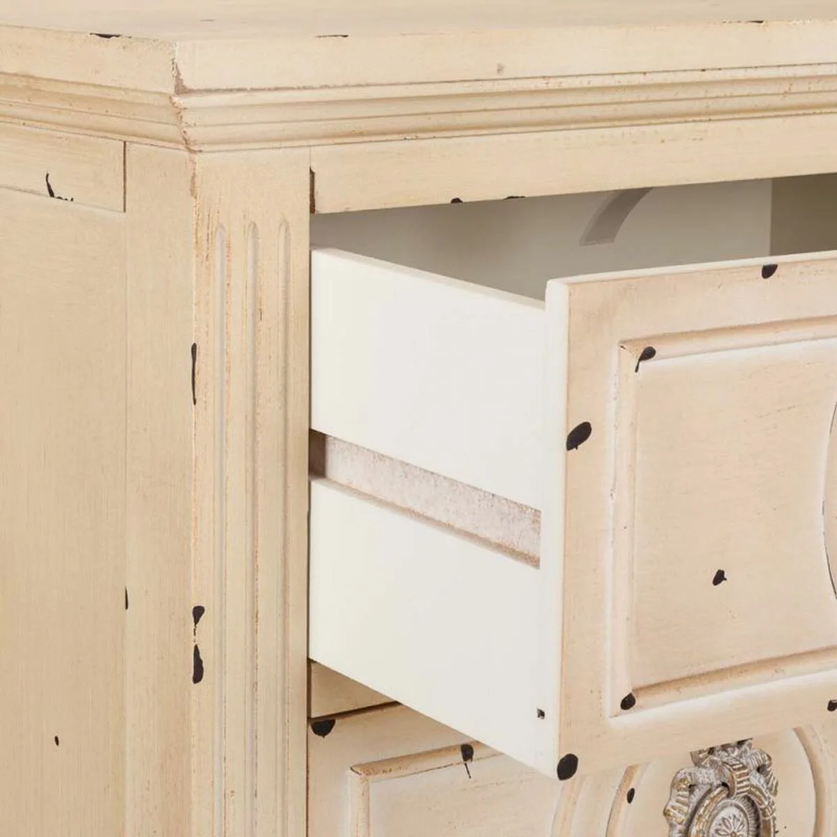 Table de nuit alexandra house living beige 32 x 67 x 46 cm d163114681. Diaytar est le trait d'union entre le monde de la tech et celui du lifestyle, pour une expérience utilisateur sans faille.