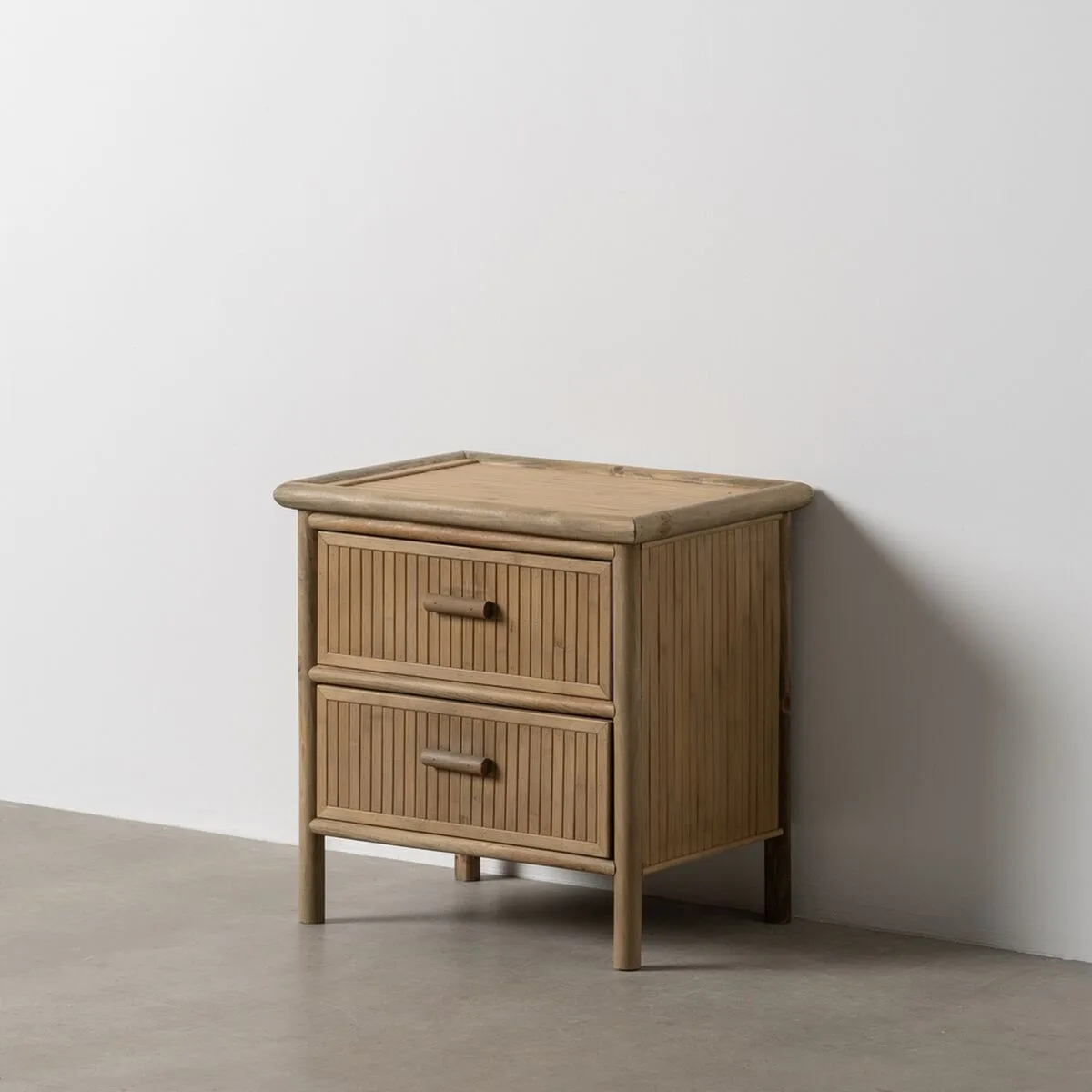 Table de nuit naturel bambou 48 x 36 x 49 cm s880630223. Diaytar puise sa force dans sa capacité à sans cesse renouveler son offre avec des produits généraux frais et inattendus