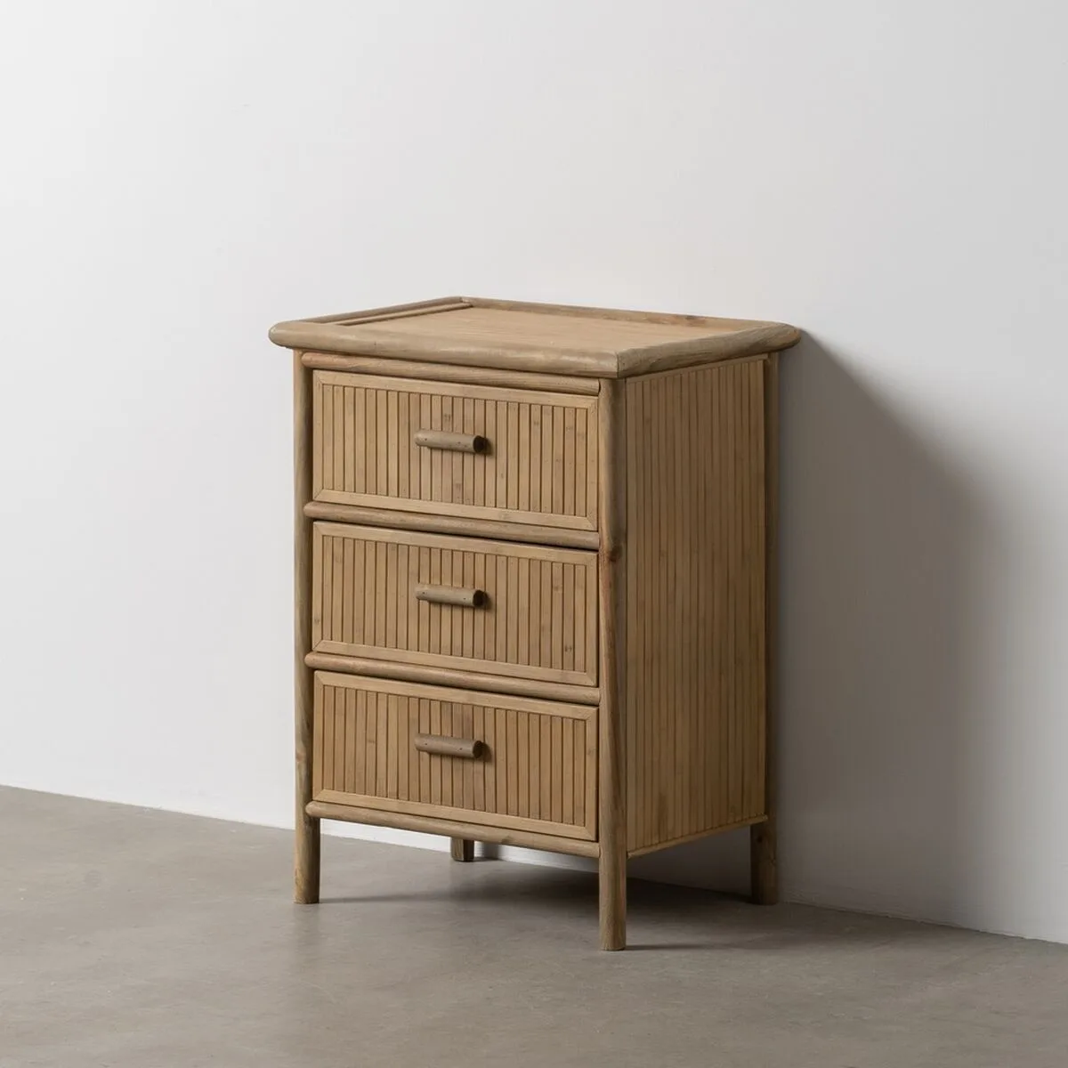 Table de nuit naturel bambou 48 x 36 x 66 cm s880630191. Pour les esprits curieux et exigeants, Diaytar est la source intarissable de produits rares et ingénieux.