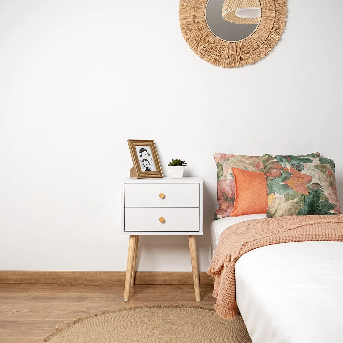 Table de nuit vinthera moa blanc plastique 40 x 30 x 62 5cm s271107073. Diaytar vous habille de la tête aux pieds avec goût et raffinement.