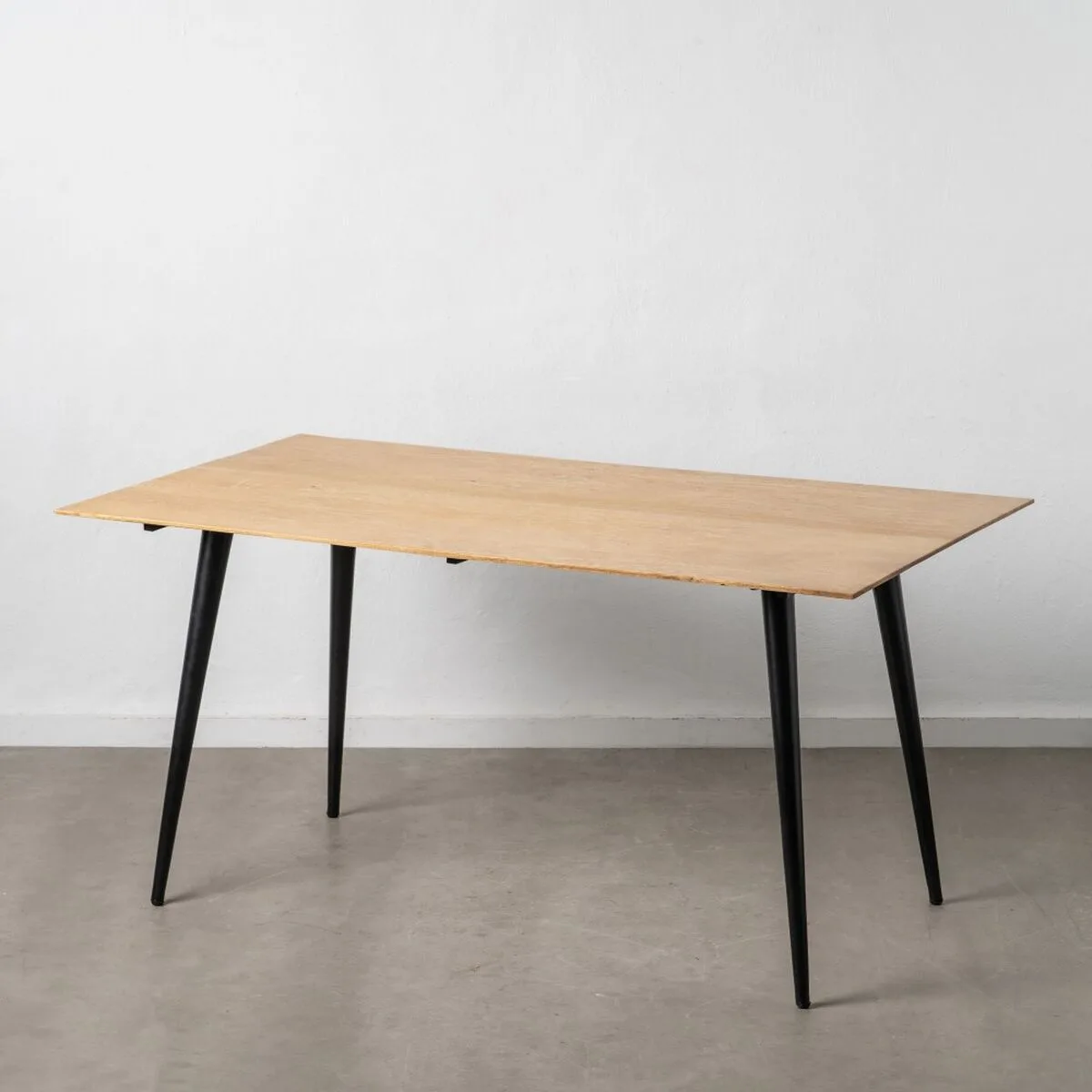 Table de salle a manger naturel noir bois fer 160 x 90 x 77 cm s880319598. Diaytar : là où le shopping devient une forme d'art. Curateur d'un quotidien plus beau et plus fonctionnel.
