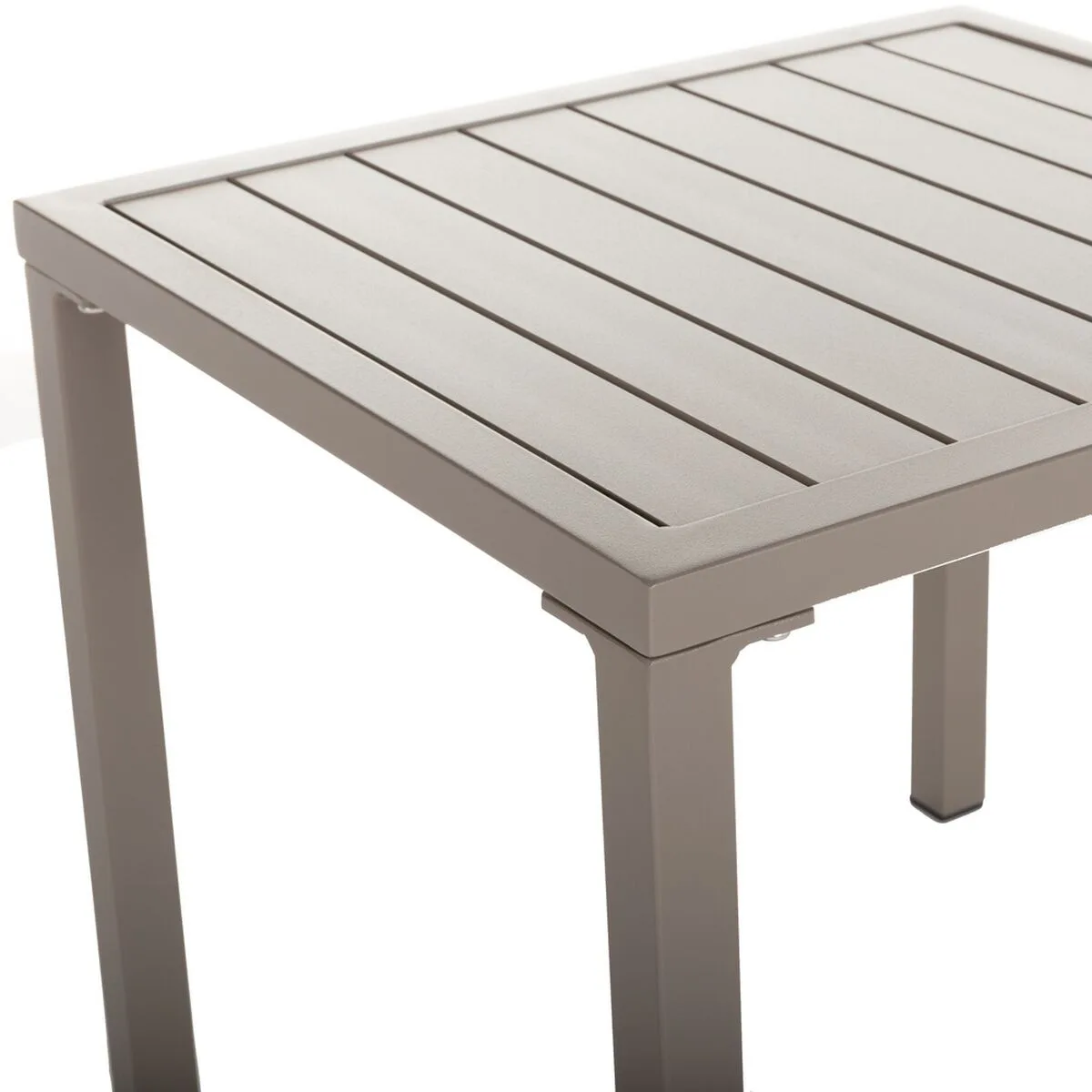 Table io aluminium 50 x 45 x 43 cm s870068821. Plongez dans l'univers Diaytar, votre référence pour des produits du quotidien, high-tech et déco, tous porteurs de tendances
