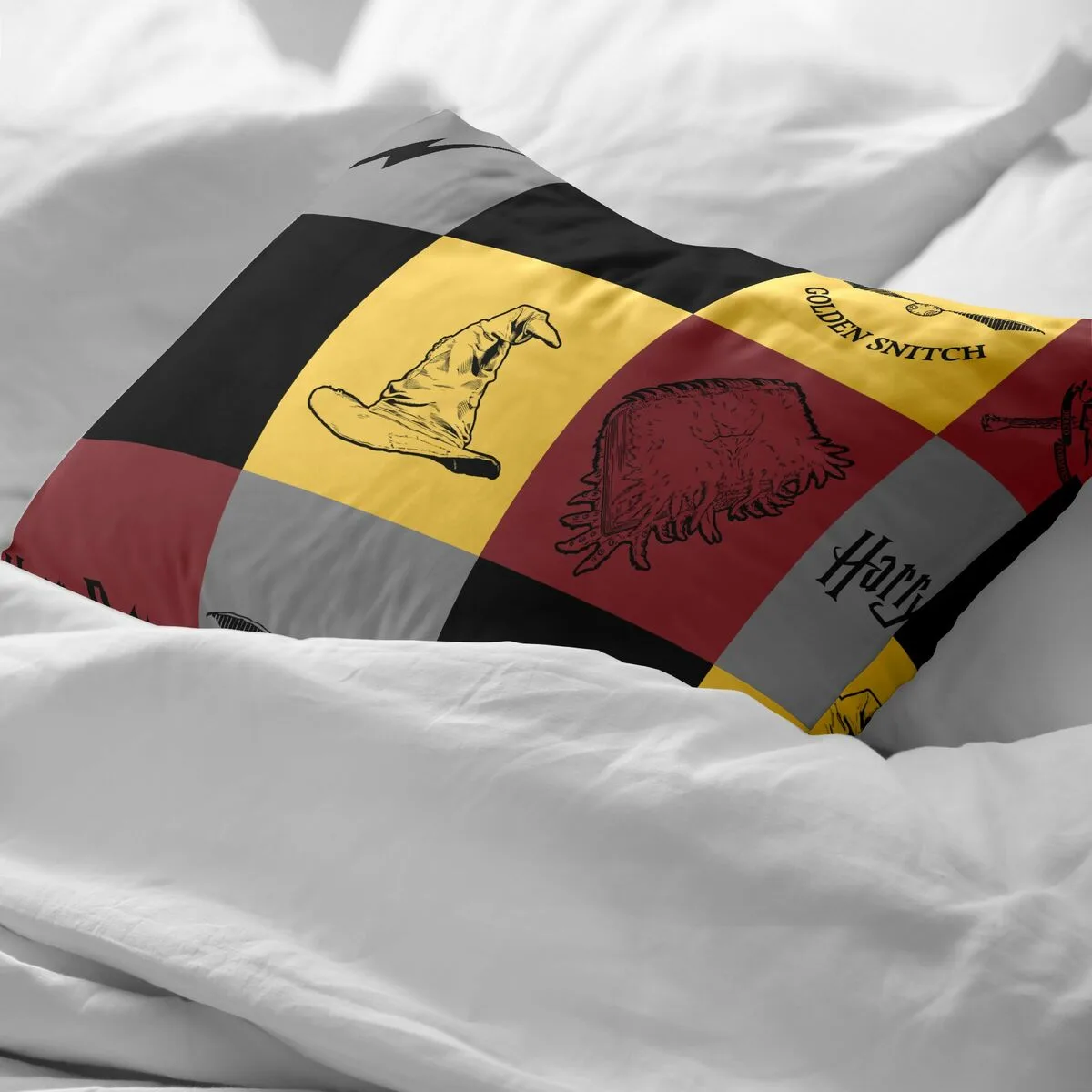 Taie d oreiller harry potter hogwarts multicouleur 175 fils 45 x 110 cm 100 coton s981350588. Notre mantra chez Diaytar : un produit, un sourire. Nous mesurons notre succès à votre satisfaction instantanée.