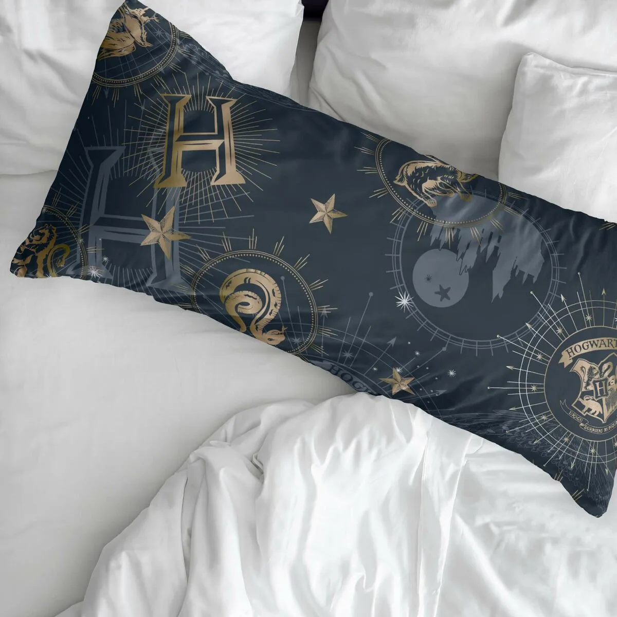 Taie d oreiller harry potter multicouleur 175 fils 45 x 125 cm s980041836. Diaytar vous connecte à l'essentiel et au superflu stylé : une gamme complète de produits pour tous vos besoins et envies