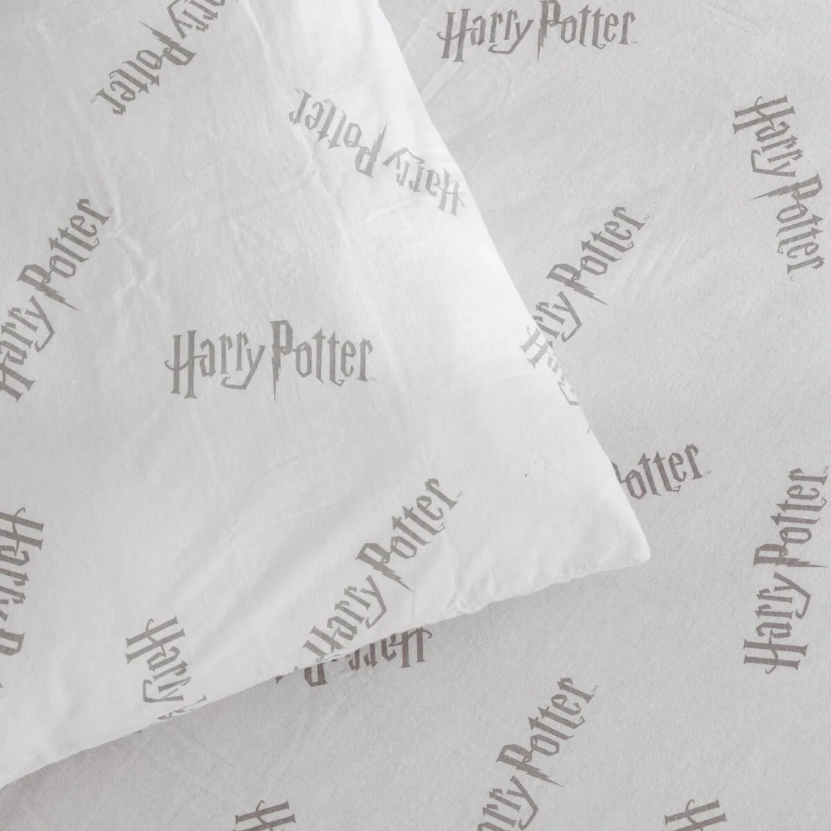Taie d oreiller harry potter multicouleur s980066665. Les dernières tendances mode vous attendent chez Diaytar !