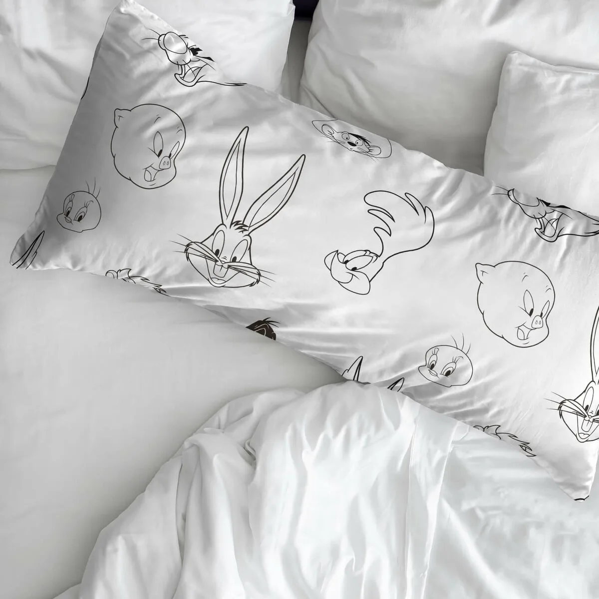 Taie d oreiller looney tunes multicouleur 175 fils 30 x 50 cm s980049772. Diaytar, c'est la fusion entre le meilleur de l'artisanat et le cutting-edge de la technologie, au service de votre quotidien.