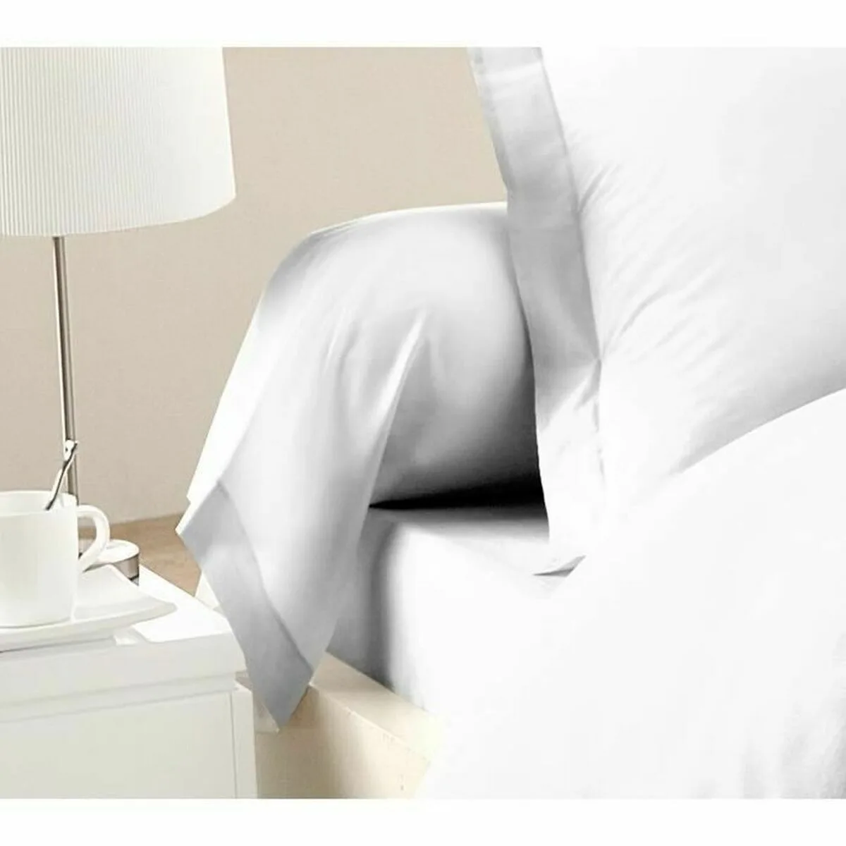 Taie d oreiller lovely home blanc 85 x 185 cm 2 unites s714299558. Avec Diaytar, redécouvrez le plaisir de l'achat en ligne grâce à une approche humaine des produits et de la curation