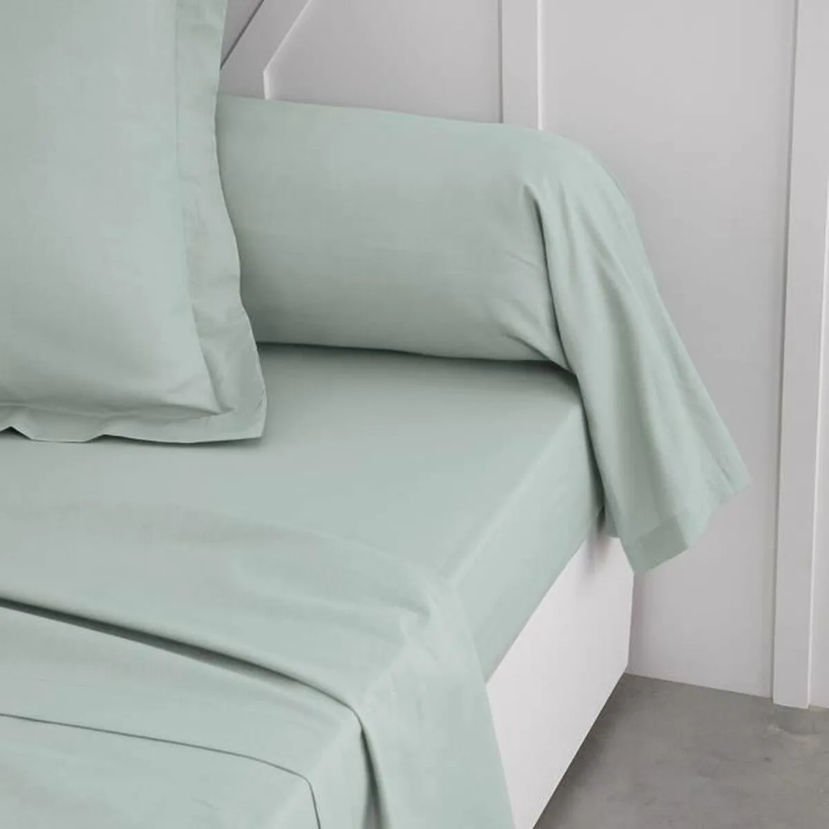 Taie d oreiller today essential vert clair 45 x 185 cm s718889974. Diaytar vous invite à un voyage shopping au cœur des produits qui définissent le mode de vie contemporain