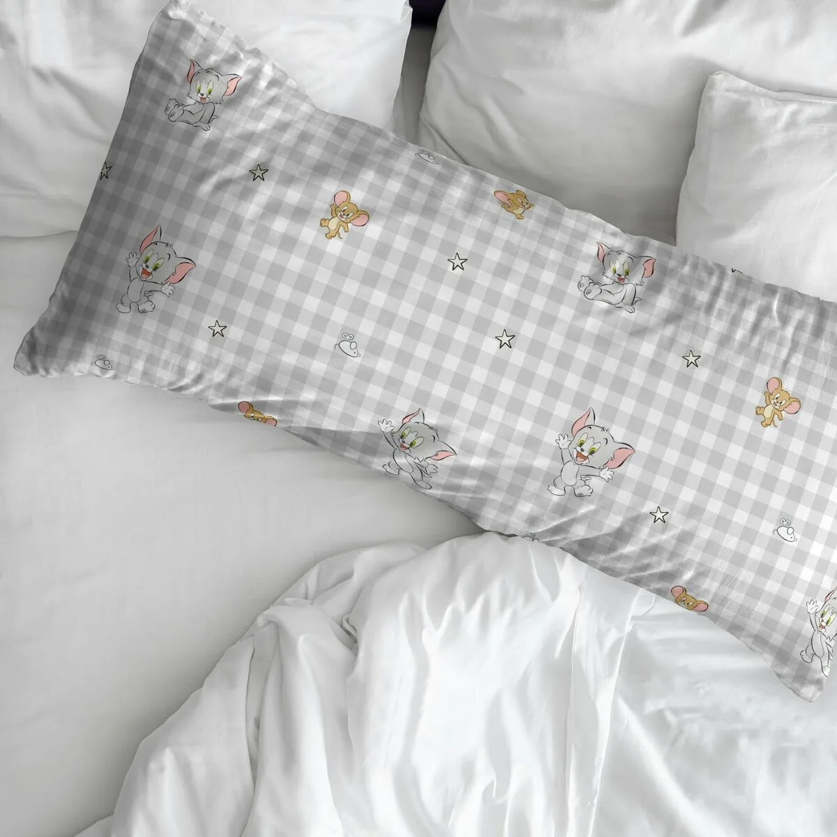 Taie d oreiller tom jerry gris multicouleur 175 fils 45 x 125 cm s980064093. Chez Diaytar, nous célébrons la singularité de chaque produit, qu'il s'agisse d'un gadget tech ou d'un ustensile maison