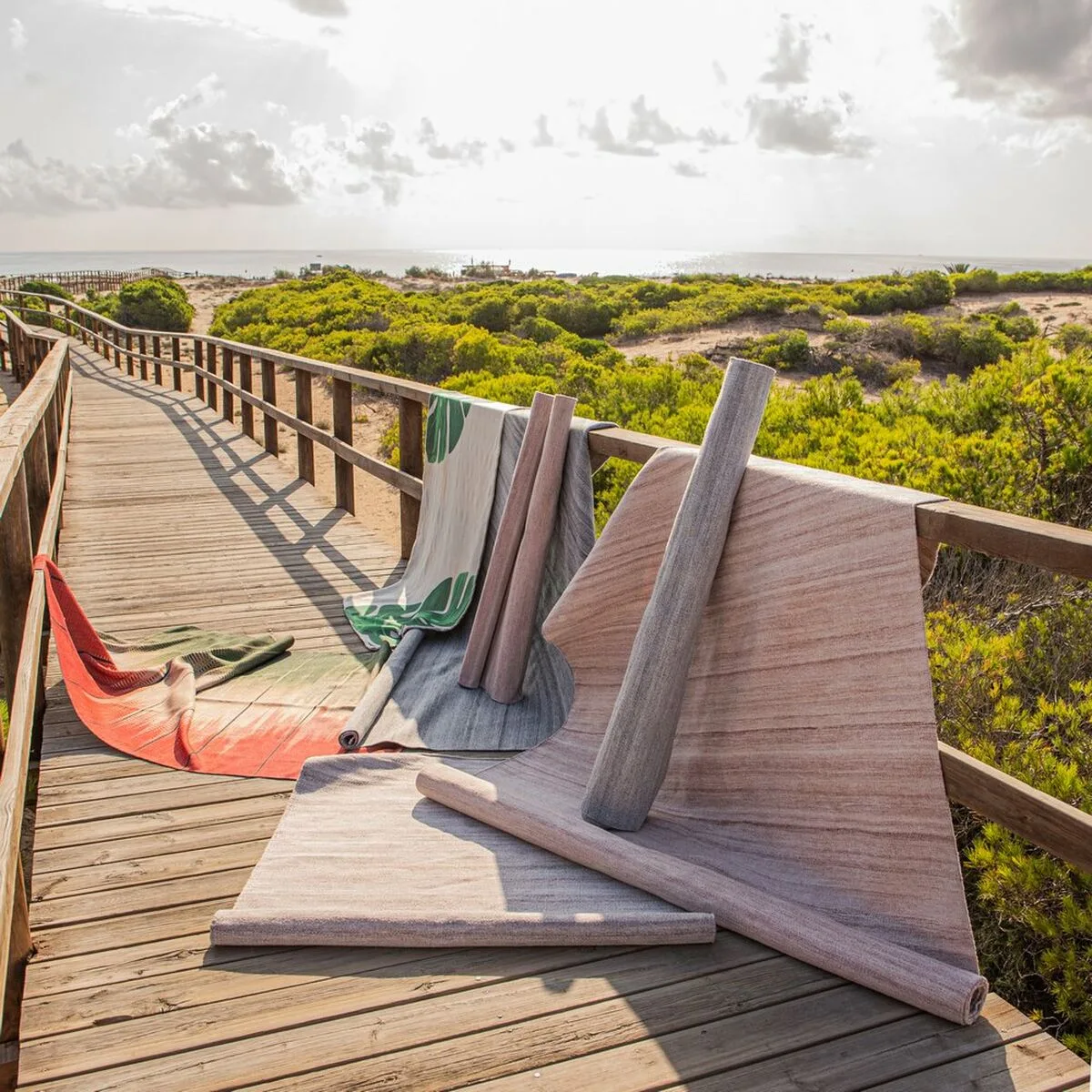 Tapis d exterieur goa gris pierre pet s870004359. Bienvenue dans l'ère du shopping conscient. Diaytar privilégie des produits avec une éthique et un impact positif.