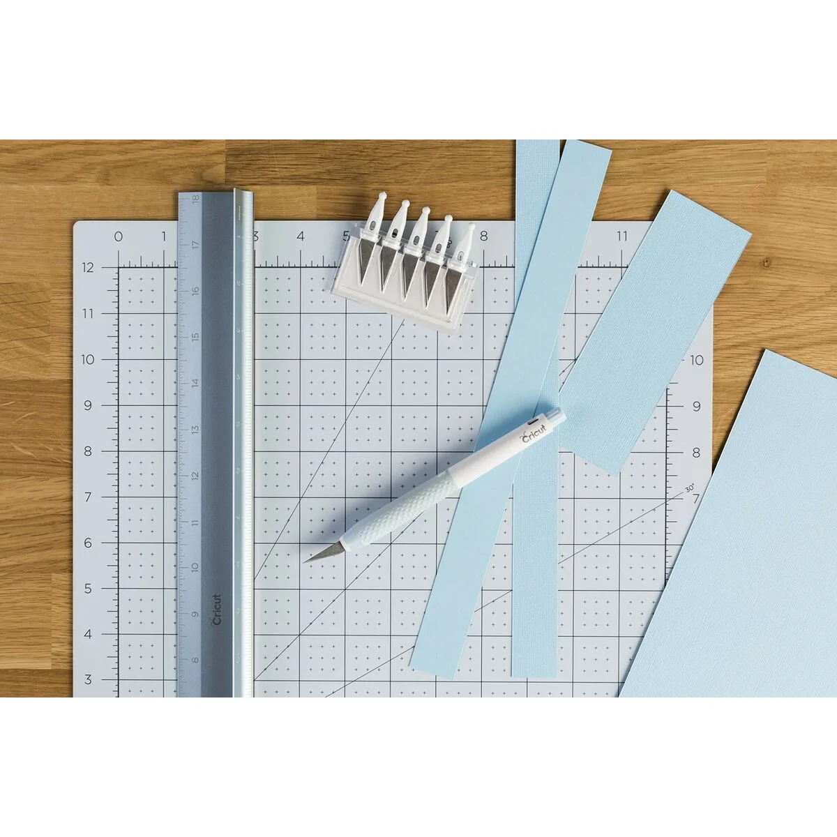 Tapis de coupe pour plotter de decoupe cricut cutting mat m032458561. Bienvenue chez Diaytar - Votre destination shopping pour tous vos besoins du quotidien !