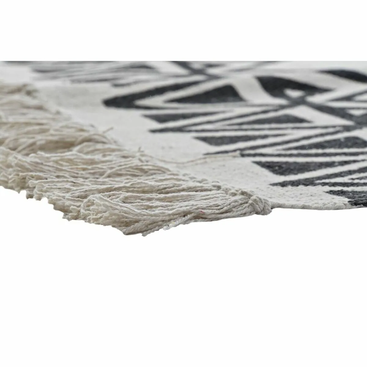 Tapis dkd home decor noir blanc ikat 120 x 180 x 0 7 cm s303813494. La promesse Diaytar : une sélection rigoureuse de produits généraux où la tendance et la durabilité vont de pair