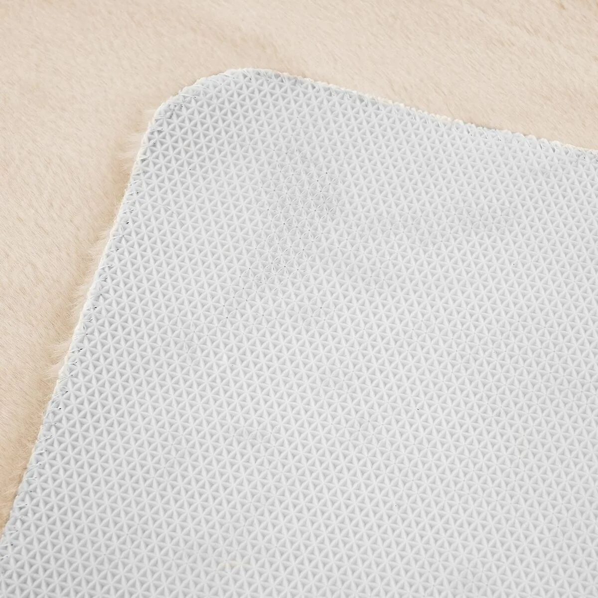 Tapis softly naturel 140 x 200 x 1 5 cm s880882998. Diaytar a été imaginé pour les acheteurs avisés qui recherchent autant la performance que le design dans leurs produits