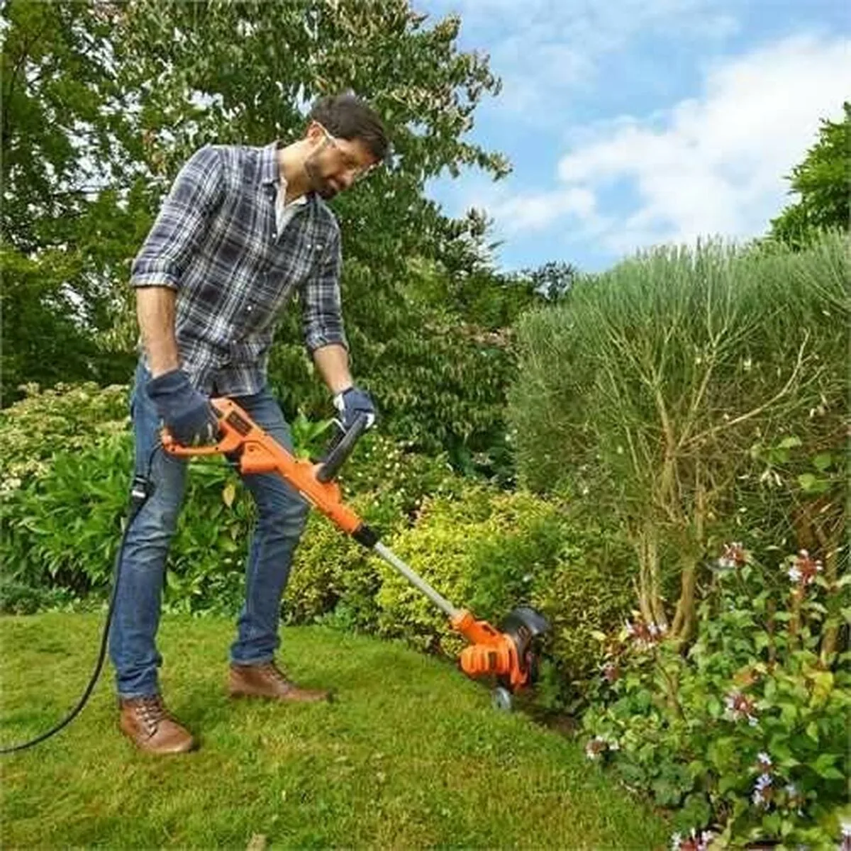 Tondeuse a gazon black decker besta530cm 550 w 230 v s710648152. Diaytar a bâti sa réputation sur un mélange parfait entre produits technologiques innovants et articles généraux de qualité supérieure