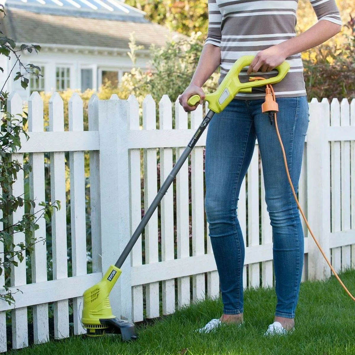 Tondeuse electrique ryobi 5133002789 350 w o 25 cm s715196234. L'excellence à portée de clic avec la boutique en ligne Diaytar.