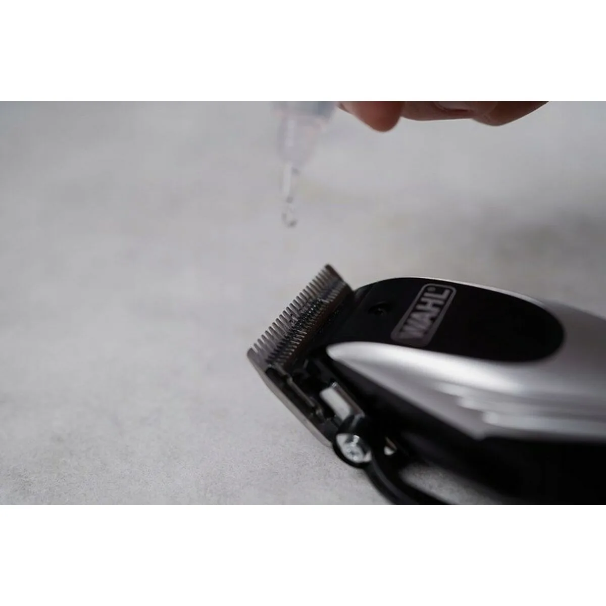 Tondeuse wahl 09657 0460 s9110605678. Diaytar, c'est la démonstration que le meilleur des produits est à portée de clic, sans compromis, sans attente.