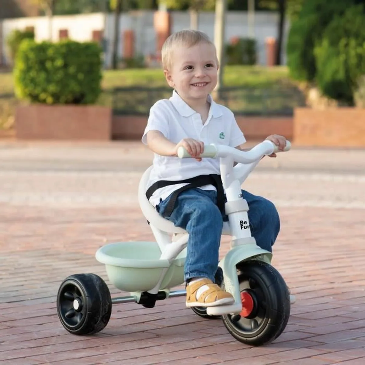 Tricycle smoby be fun s7101384025. Votre vie, simplifiée et stylisée par Diaytar et sa collection de produits essentiels et innovants