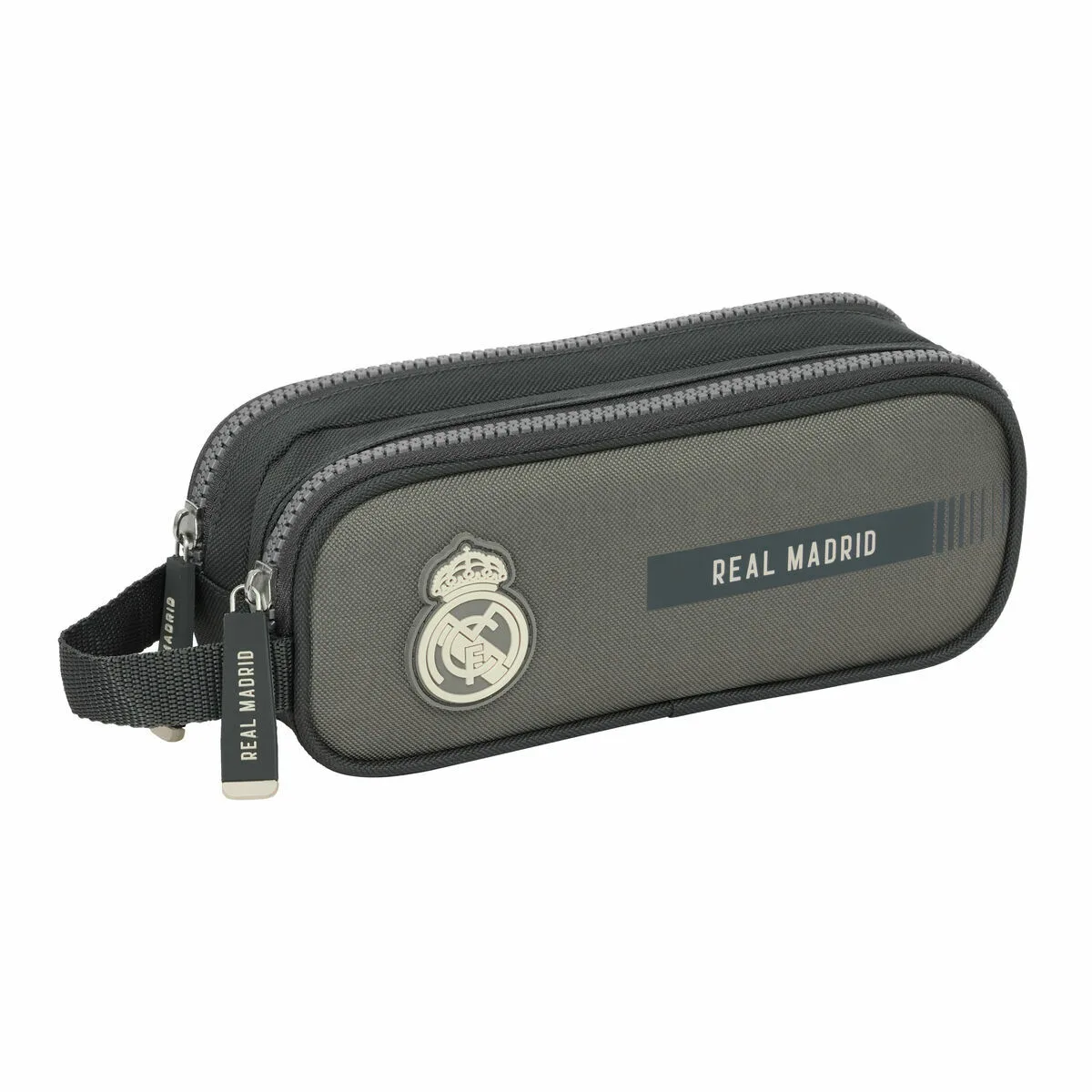 Trousse fourre tout double real madrid c f 21 x 8 x 6 cm s245718296. Diaytar, c'est le grand ménage de printemps dans vos habitudes shopping : on garde l'essentiel, on jette le superflu.