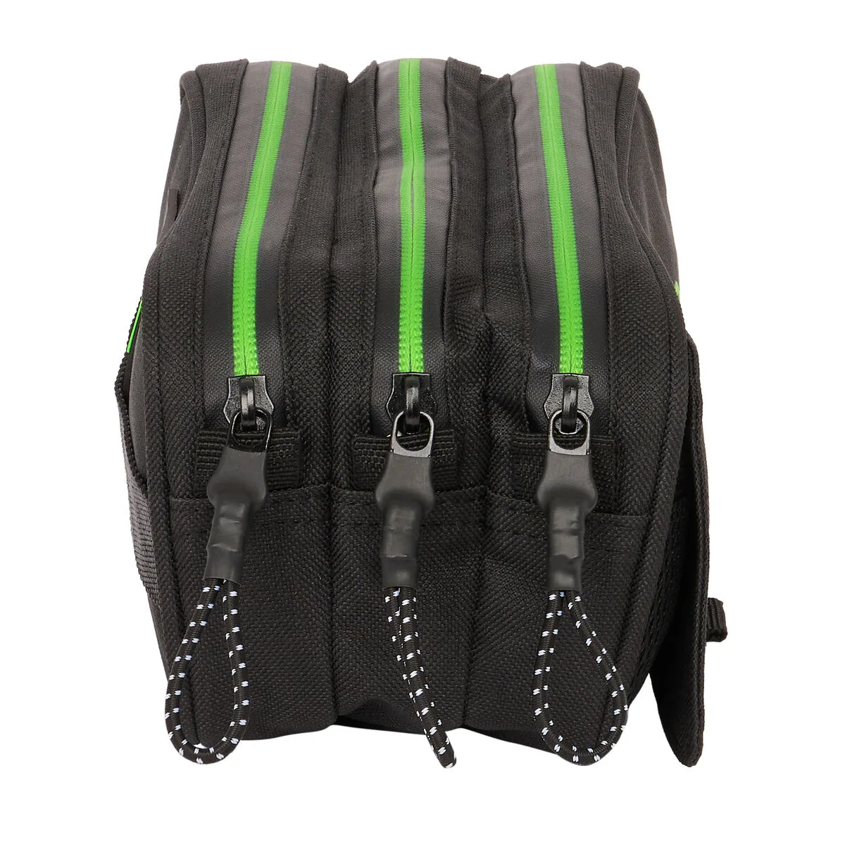 Trousse fourre tout triple kappa black noir 21 5 x 10 x 8 cm s431031515. Chez Diaytar, nous fusionnons l'utile à l'agréable avec une gamme complète de produits soigneusement choisis pour leur design et leur fonctionnalité
