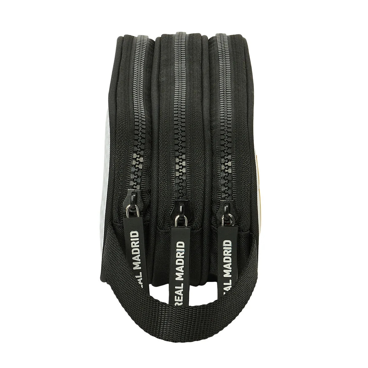 Trousse fourre tout triple real madrid c f 21 x 8 5 x 7 cm s243689317. L'aventure Diaytar est une quête permanente de sens et d'esthétisme à travers des produits soigneusement pensés.