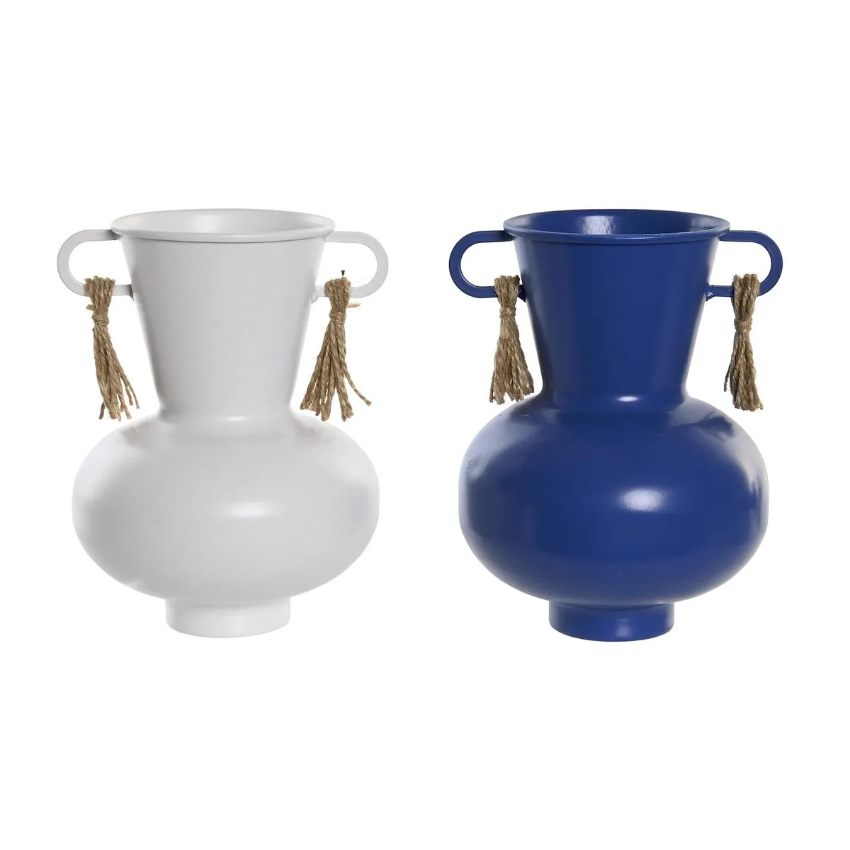 Vase dkd home decor metal blanc blue marine 12 x 12 x 16 cm 2 unites s304221355. Notre algorithme préféré chez Diaytar ? L'humain. Car rien ne remplace le coup de cœur pour un produit exceptionnel.