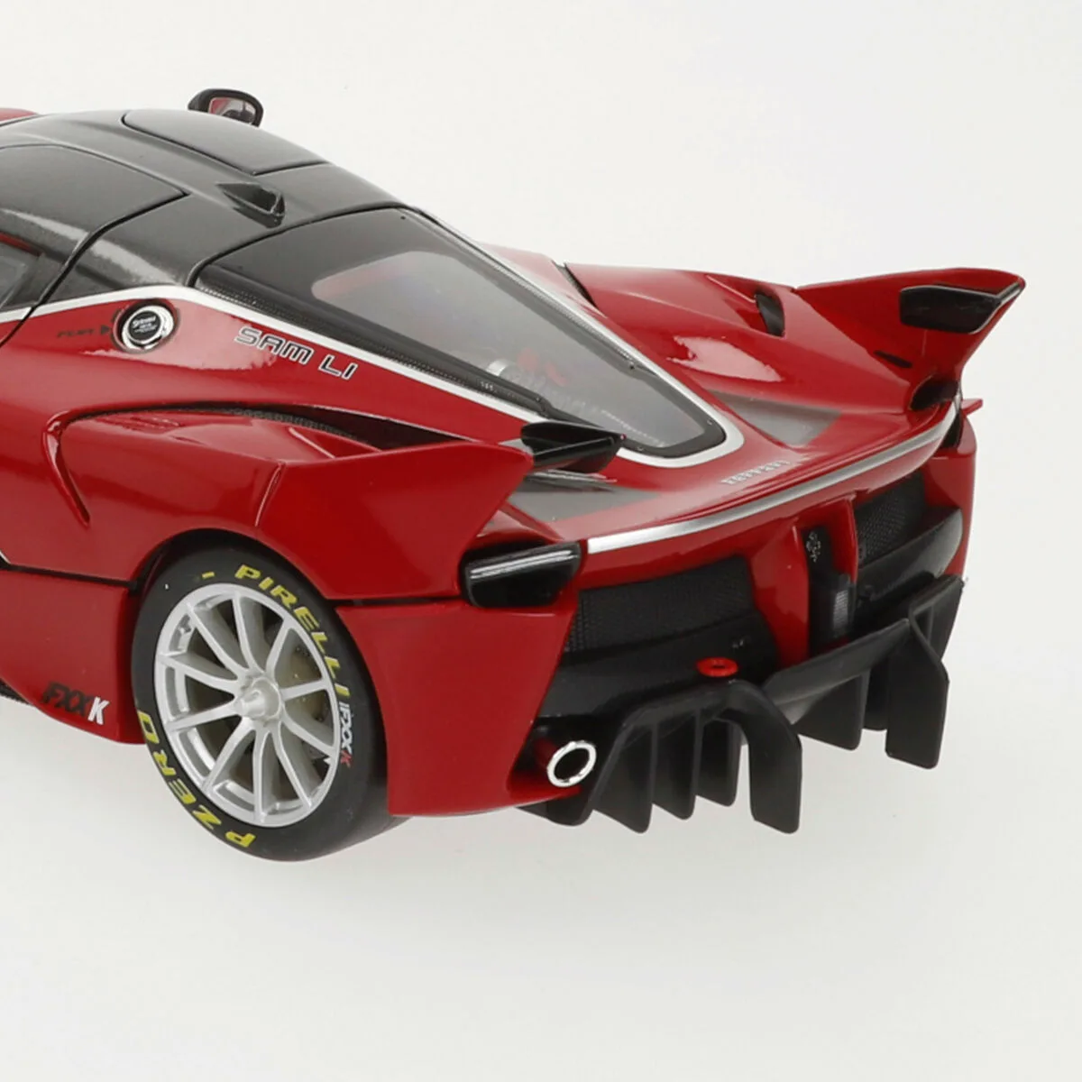Voiture bburago ferrari fxx k 88 1 18 s890608330 Voiture bburago ferrari fxx k 88 1 18 s890608330. Diaytar, c'est l'assurance de découvrir des produits que vous ne trouverez nulle part ailleurs, tous domaines confondus