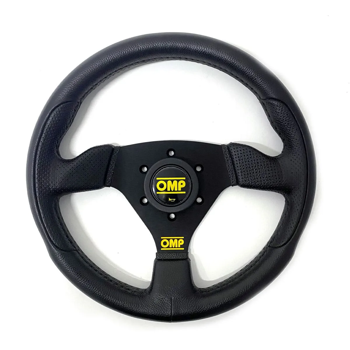 Volant racing omp trecento uno polyurethane noir o 30 cm s3711502414. Bienvenue dans la famille Diaytar. Ici, on ne parle pas de clients, mais de co-créateurs d'un quotidien meilleur.