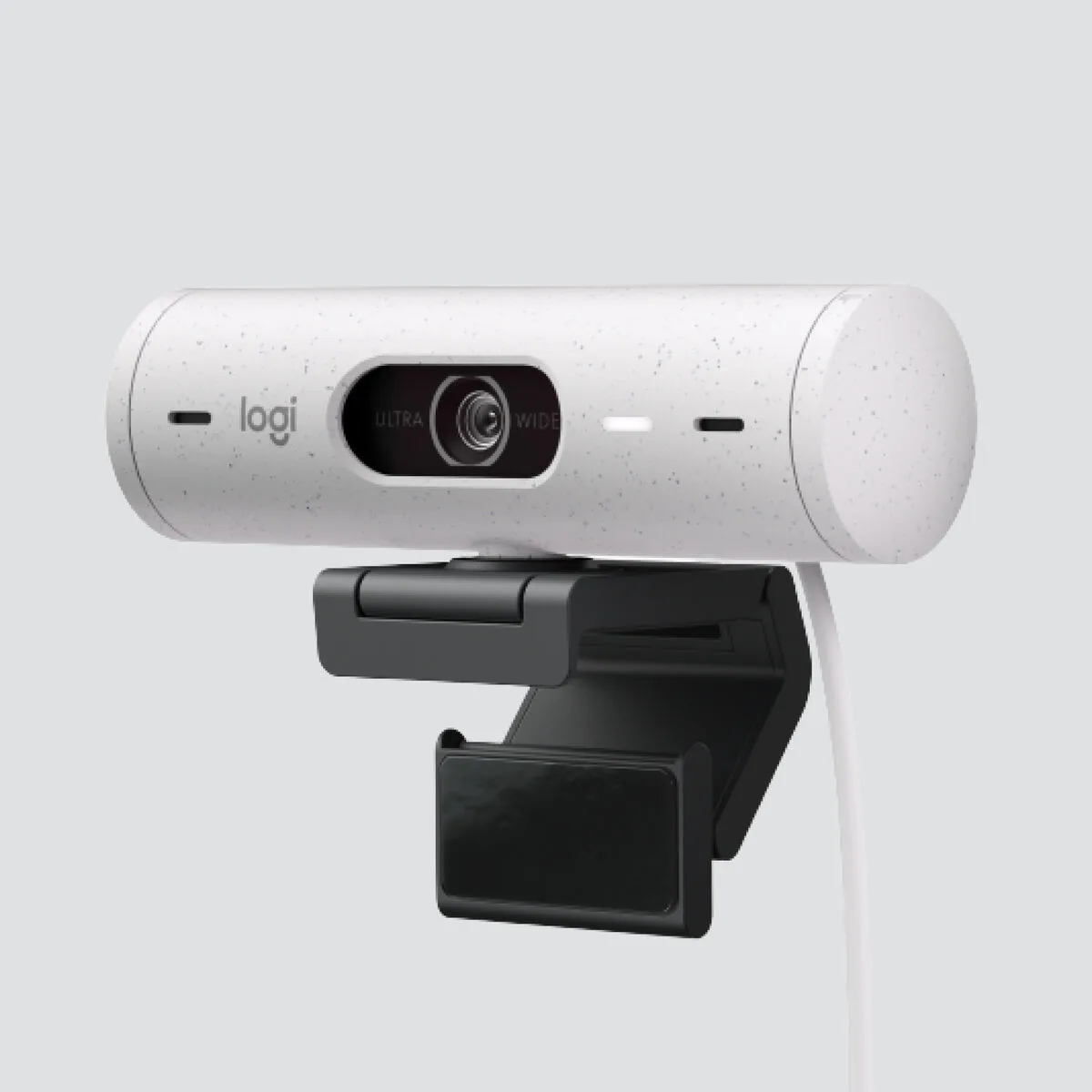 Webcam logitech 960 001428 s5516489116. Diaytar incarne le nouveau visage du e-commerce : agile, éclectique et profondément ancré dans les tendances du moment